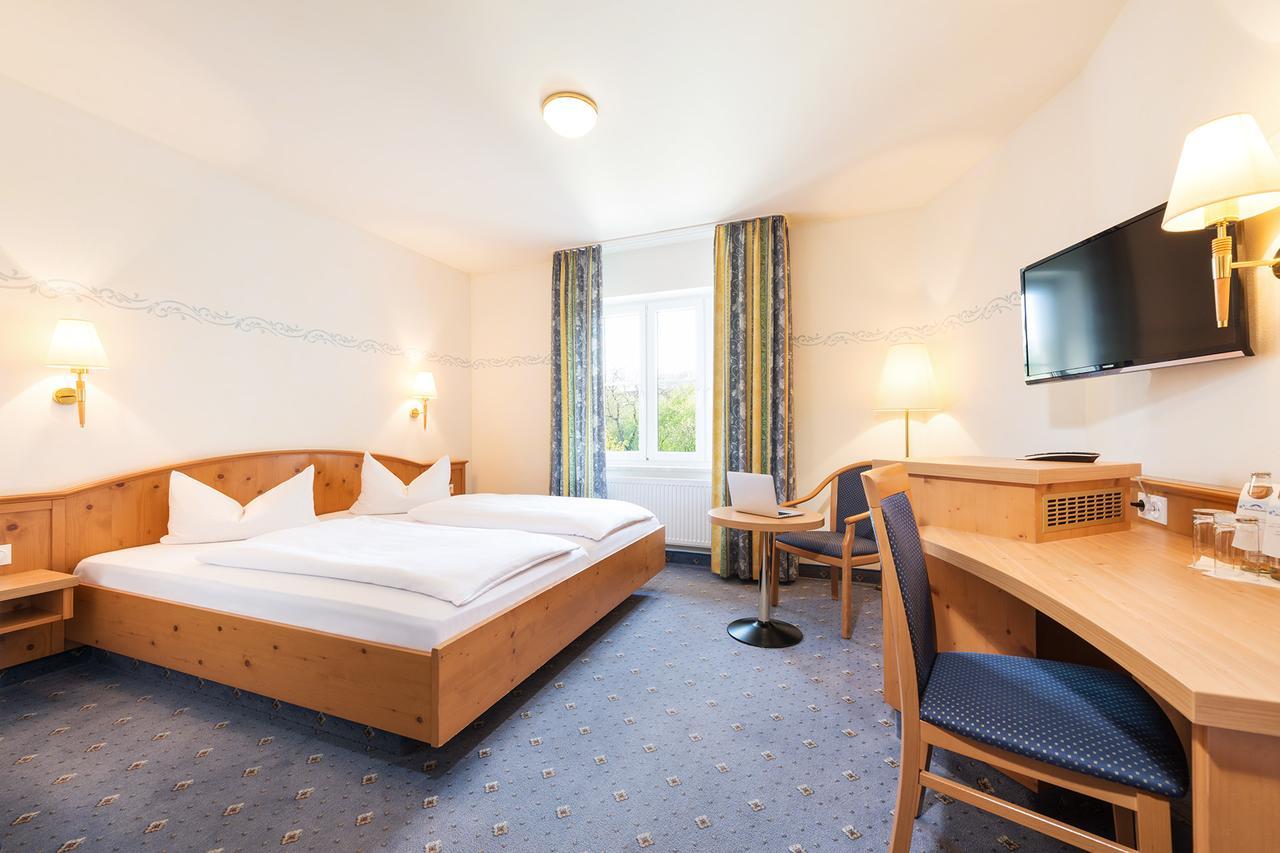 Hotel Landgasthof Hofmeier Hetzenhausen エクステリア 写真